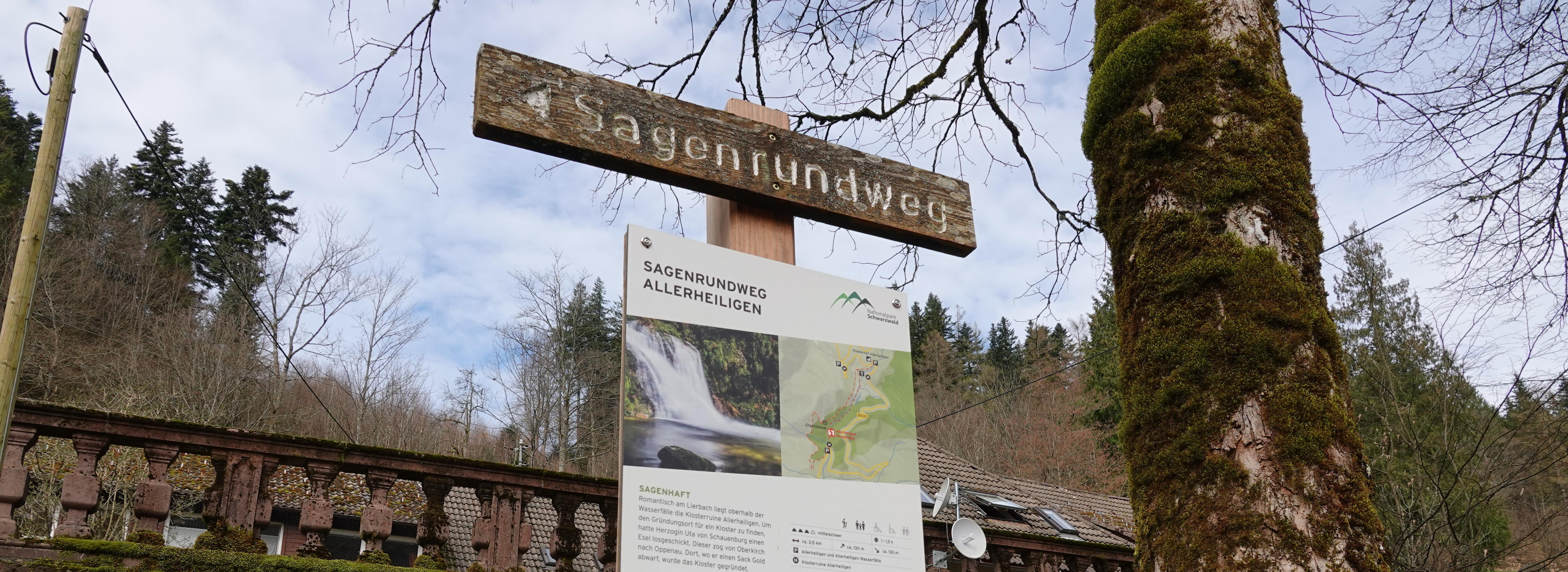 Die neue Infotafel zum Sagenrundweg Allerrheiligen.