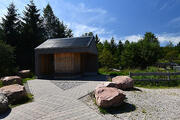 Hütte am Eingangsbereich